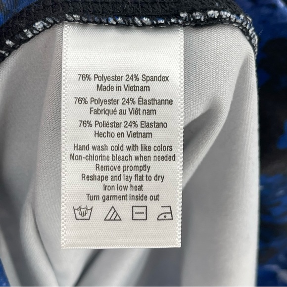 ALO Yoga Electric Blue Airbrush Snakeskin Python Print Leggings - Picture 8 of 10